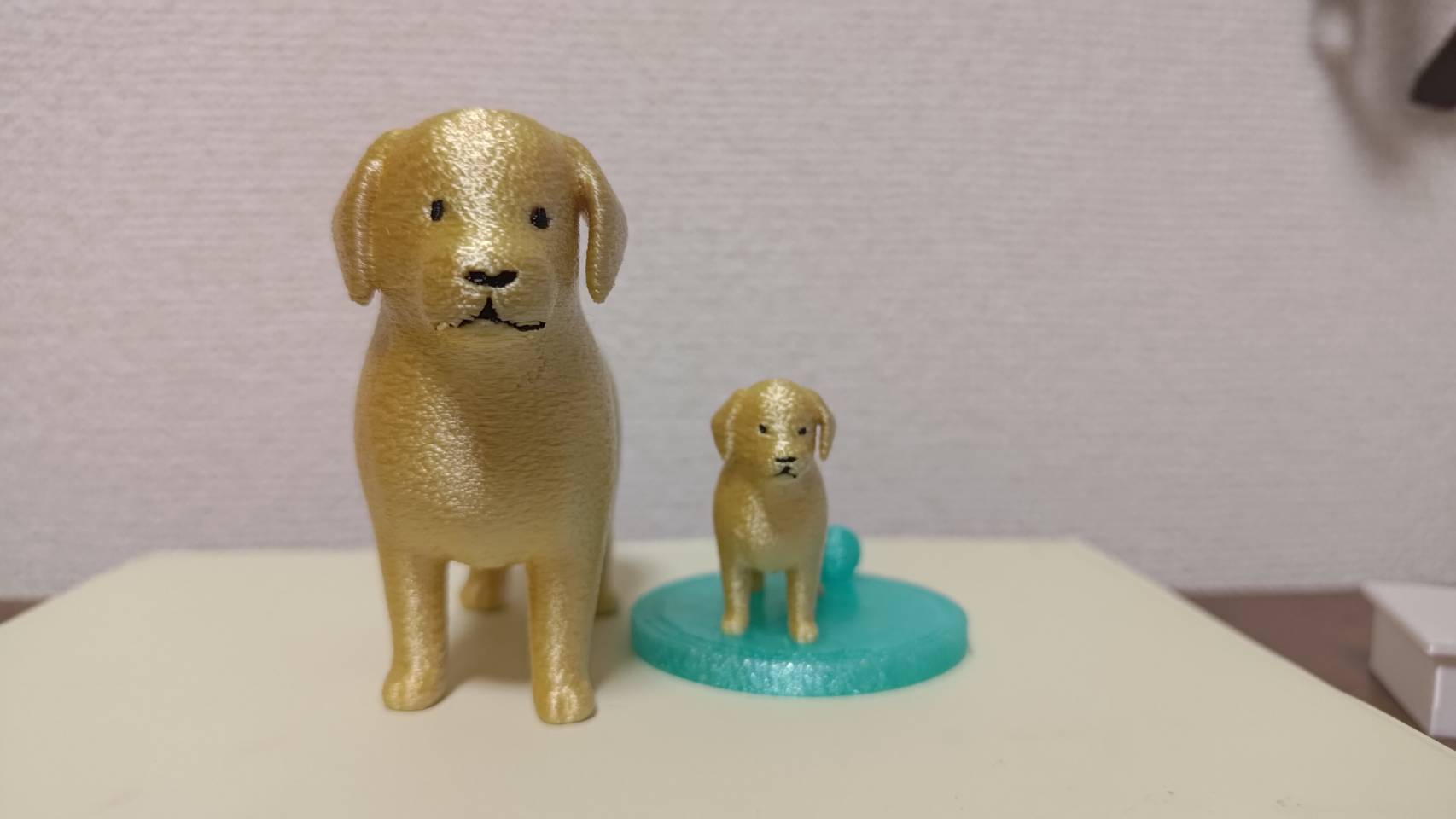 完成したゴールデンレトリバー（大小2匹）
